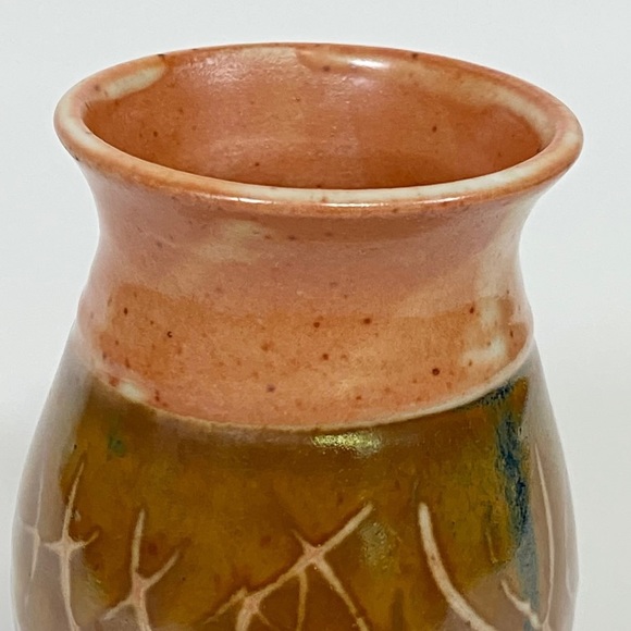 Coral Glaze Studio Pottery Stoneware Coffee Mug - Picture 4 of 10